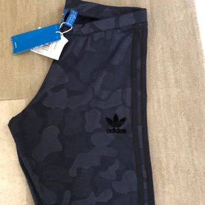 NEVER WORN Adidas Camo Leggings